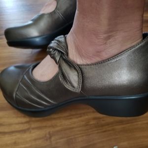 Dansko shoes for women